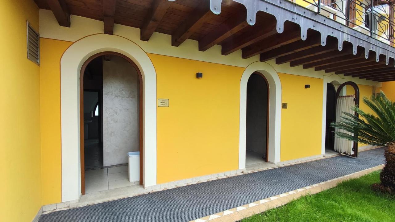 Albergo Le Piante Manerba del Garda Bagian luar foto