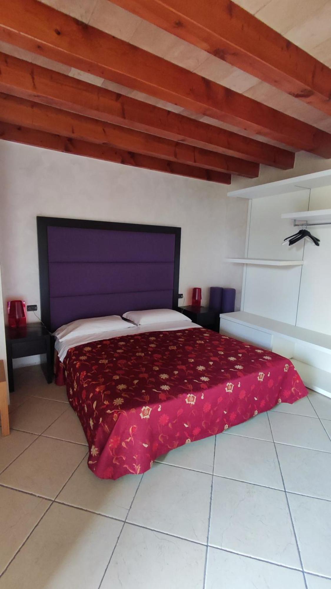 Albergo Le Piante Manerba del Garda Bagian luar foto