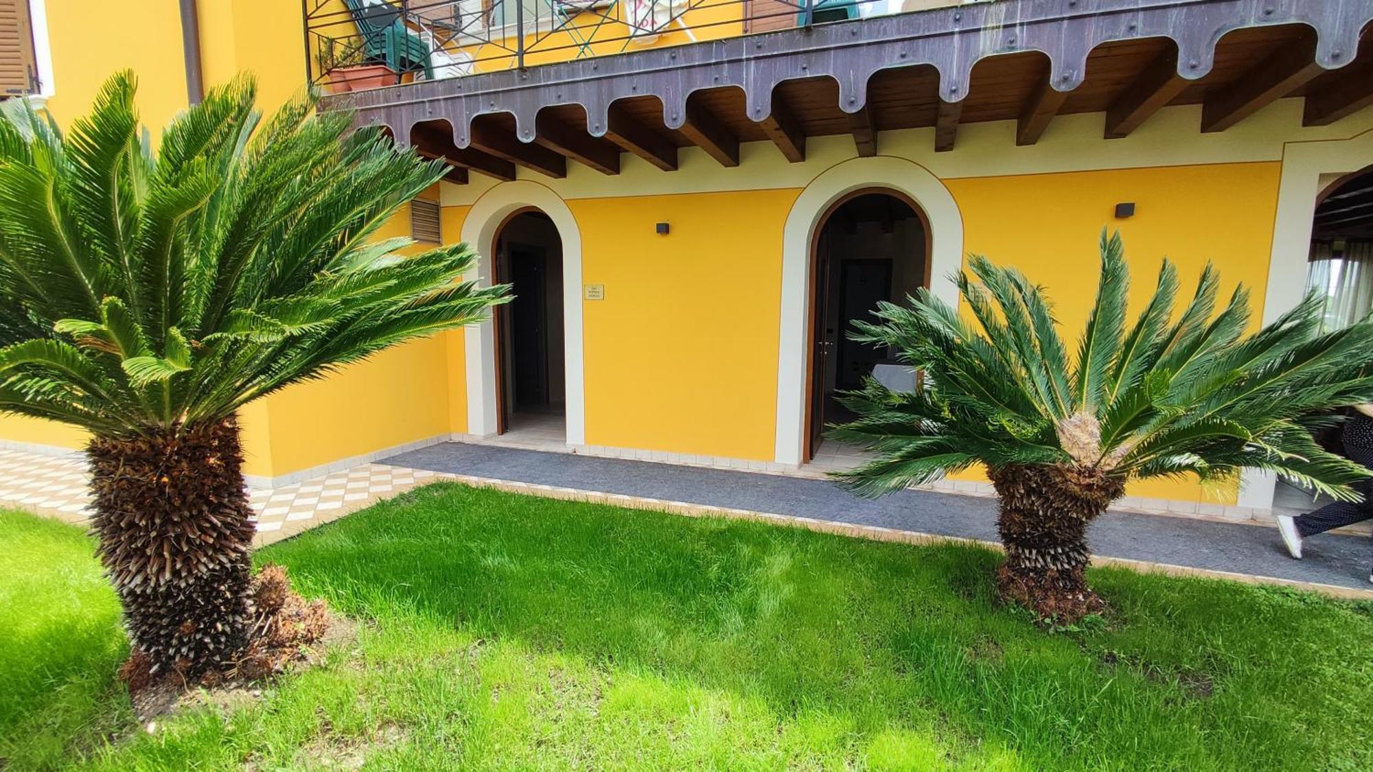 Albergo Le Piante Manerba del Garda Bagian luar foto