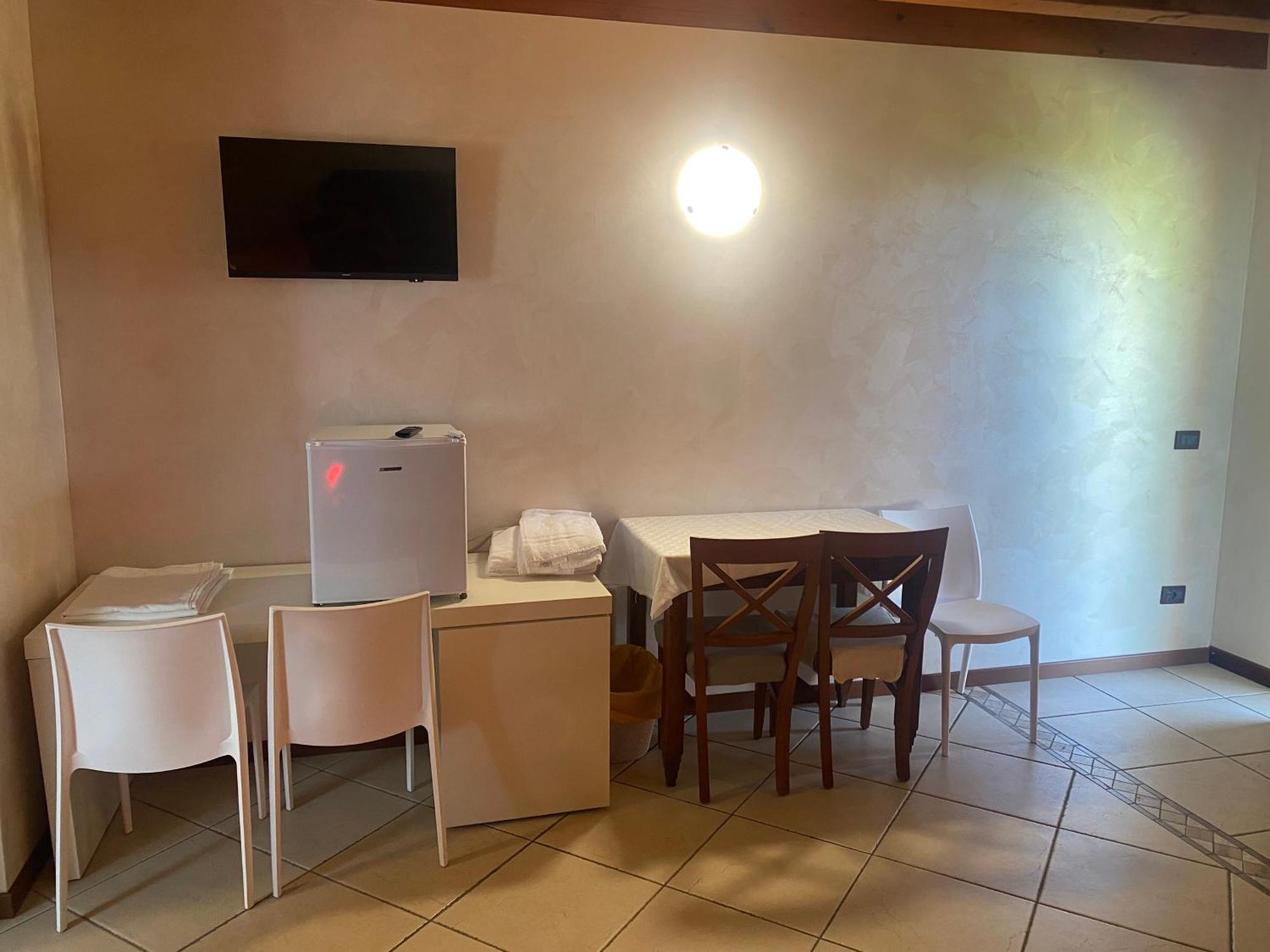 Albergo Le Piante Manerba del Garda Bagian luar foto