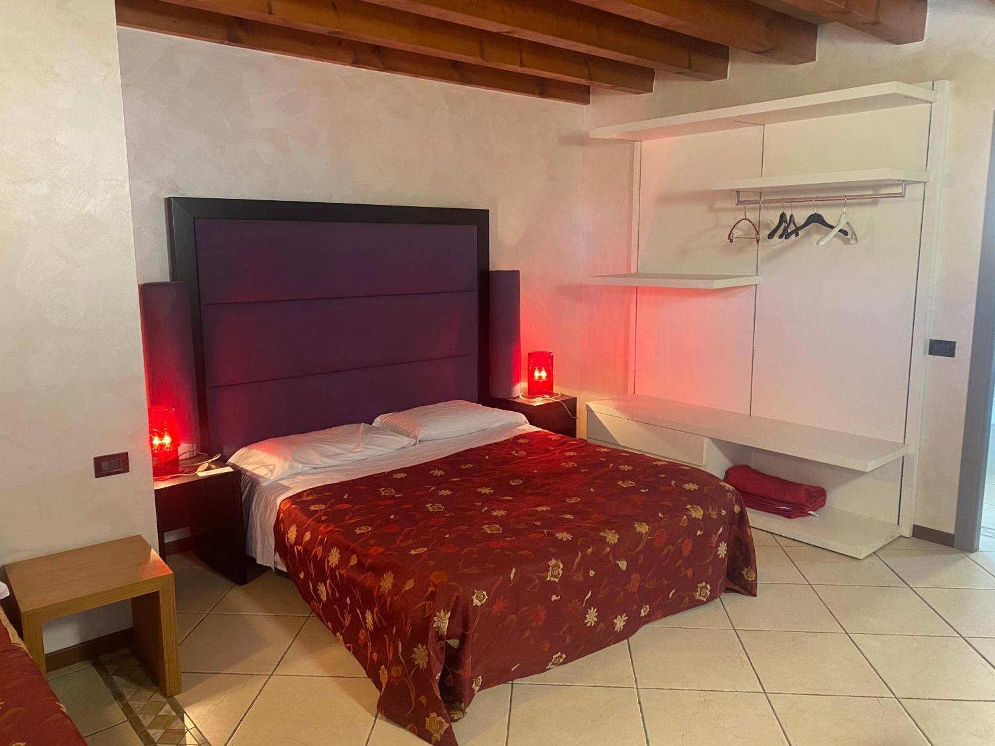 Albergo Le Piante Manerba del Garda Bagian luar foto